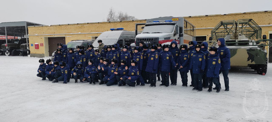 Военный институт посетили кадеты МЧС России