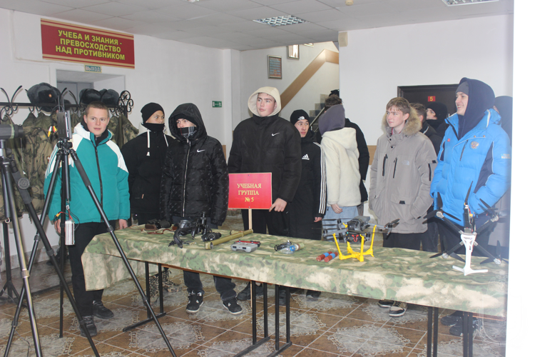 В Новосибирском военном институте прошел День открытых дверей