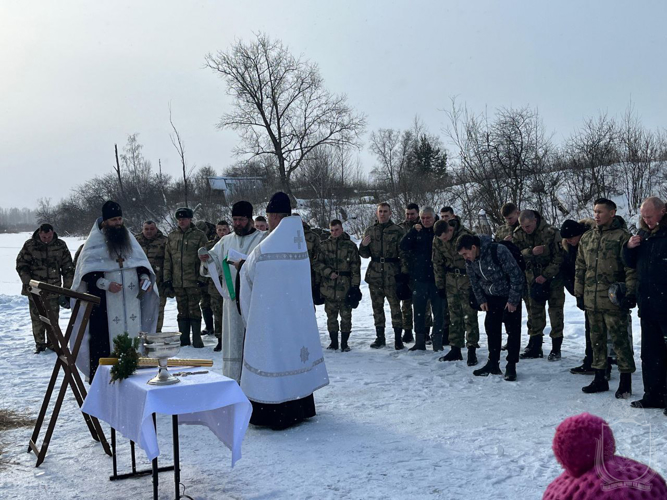 Военнослужащие военного института приняли участие в праздновании Крещения Господня