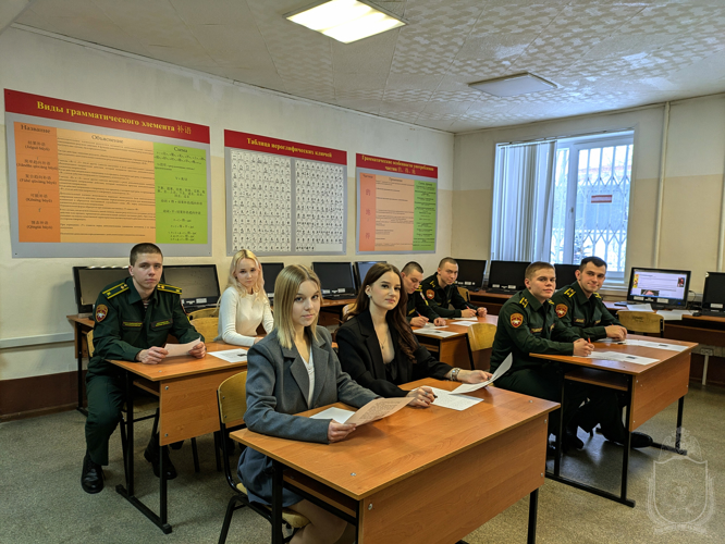 В военном институте проведен городской конкурс  перевода «Память Священна»