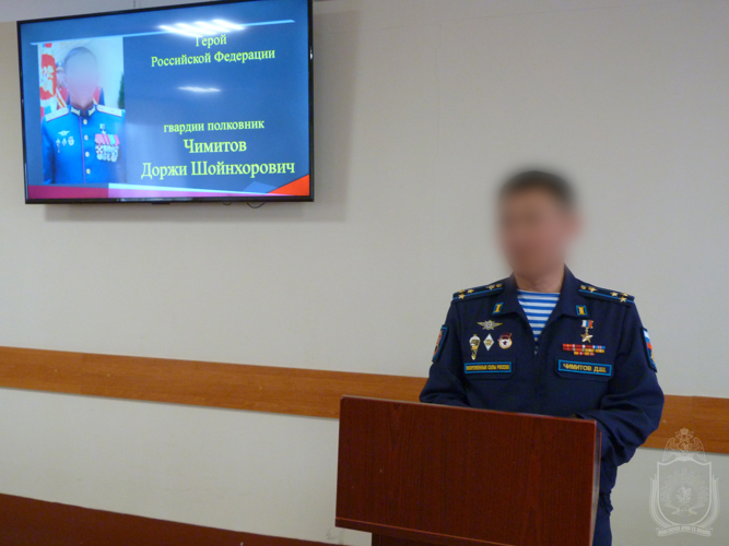 Новосибирский военный институт посетил Герой Российской Федерации