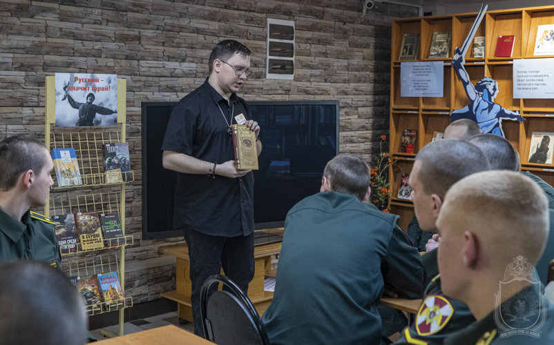 Курсанты военного института приняли участие в интеллектуальной игре «Русский ‒ значит Герой»
