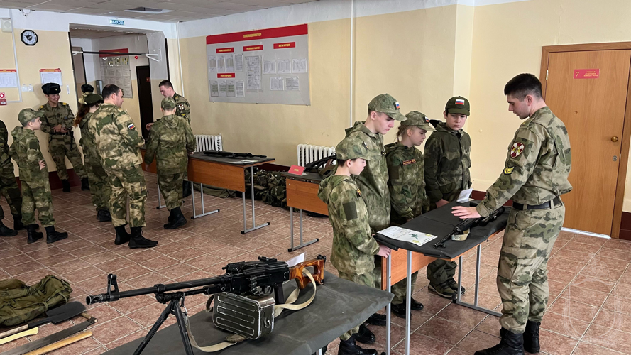 Новосибирский военный институт посетили воспитанники «Гвардейской смены» из Ханты-Мансийского автономного округа