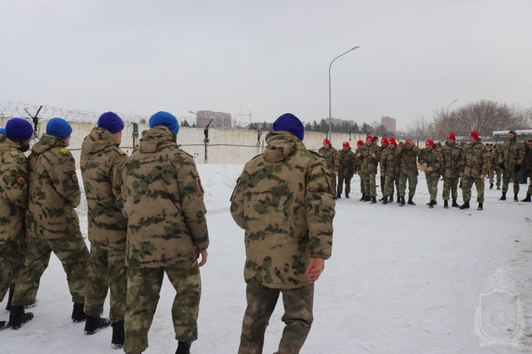 В Новосибирском военном институте проводили зиму