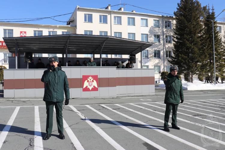  В Новосибирском военном институте  отметили День войск национальной гвардии