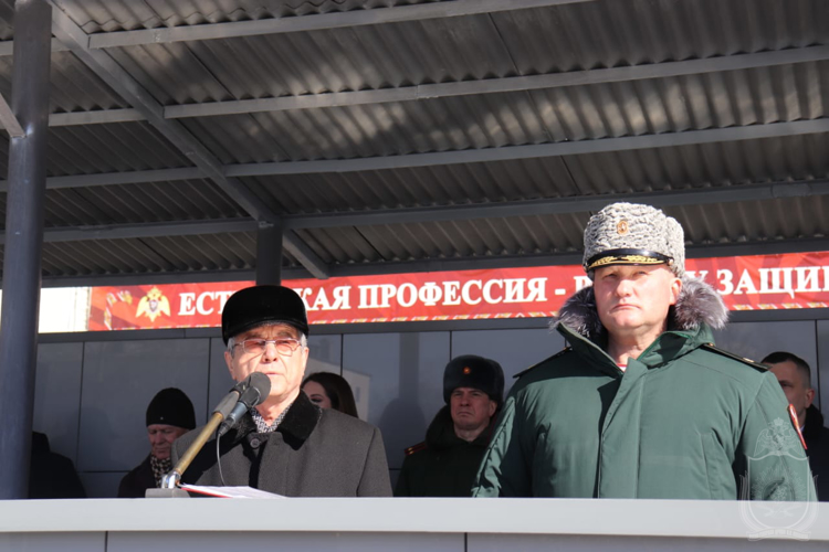  В Новосибирском военном институте  отметили День войск национальной гвардии