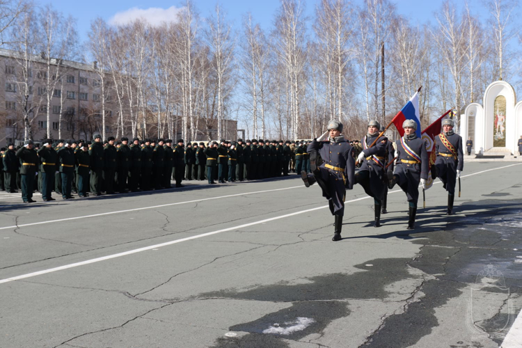  В Новосибирском военном институте  отметили День войск национальной гвардии