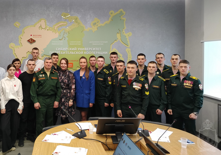 Курсанты военного института приняли участие в круглом столе о патриотизме молодежи