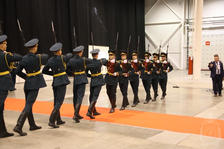 Личный состав военного института принял участие в проекте «Мой выбор — Росгвардия»
