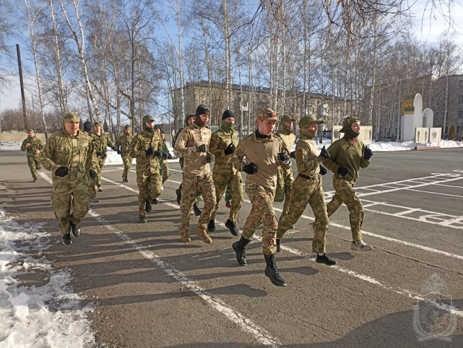 «Б.А.Р.С.ы» прошли обучение в Новосибирском военном институте