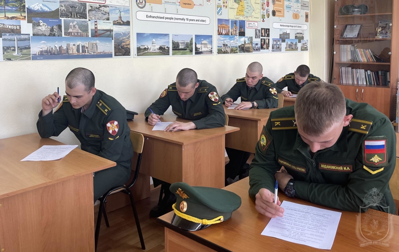 На кафедре иностранных языков проведена межвузовская викторина на иностранных языках «Великая Отечественная война в цифрах и фактах»