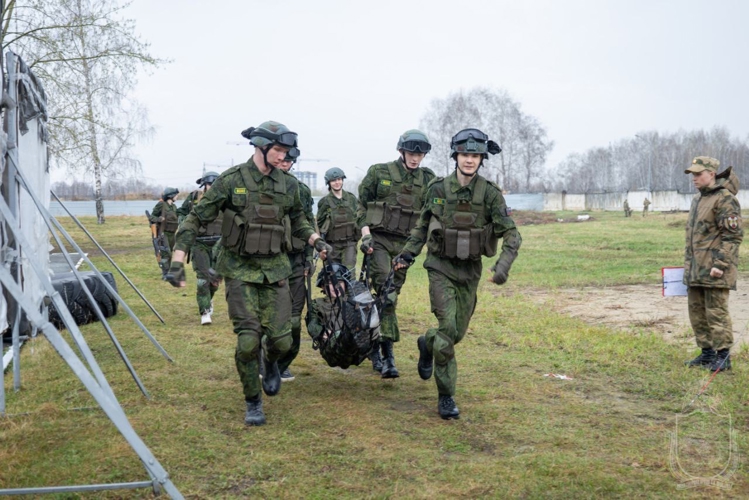 В Новосибирском военном институте прошли финалы «Зарница 2.0»