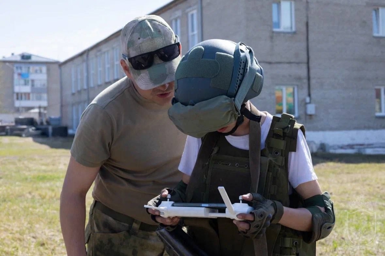 В Новосибирском военном институте прошли финалы «Зарница 2.0»