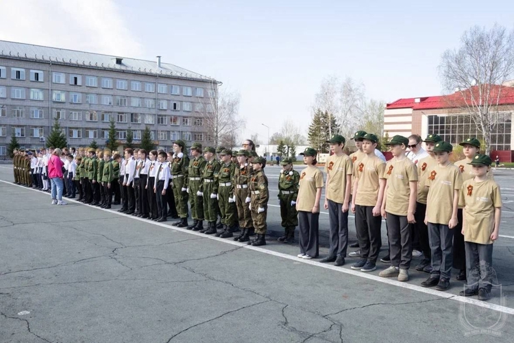 В Новосибирском военном институте прошли финалы «Зарница 2.0»