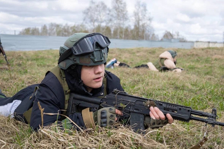 В Новосибирском военном институте прошли финалы «Зарница 2.0»