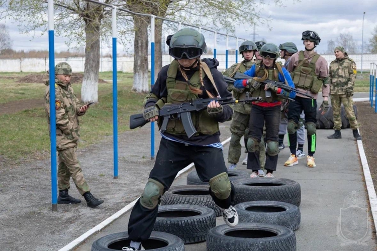 В Новосибирском военном институте прошли финалы «Зарница 2.0»