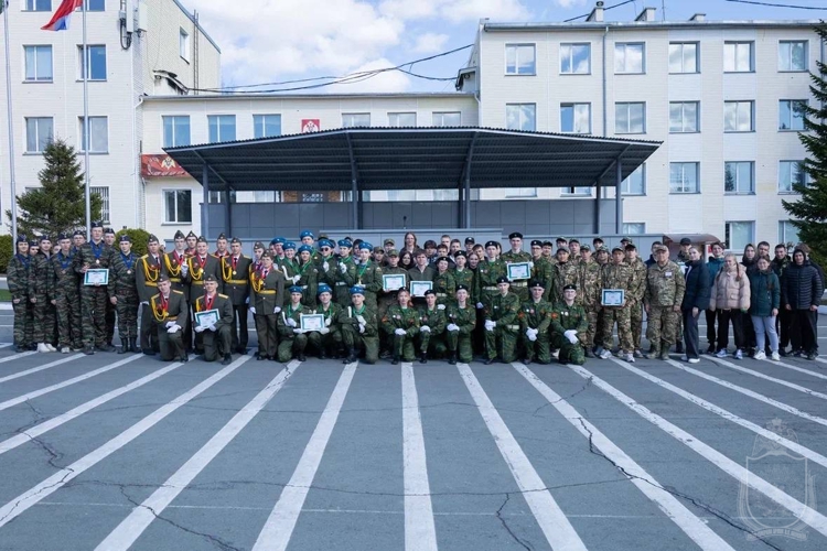 В Новосибирском военном институте прошли финалы «Зарница 2.0»