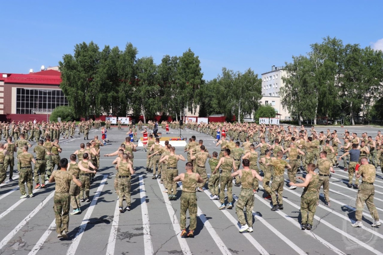 В Новосибирском военном институте провели мастер-класс по боксу