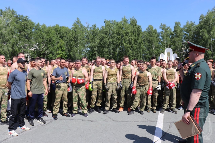 В Новосибирском военном институте провели мастер-класс по боксу