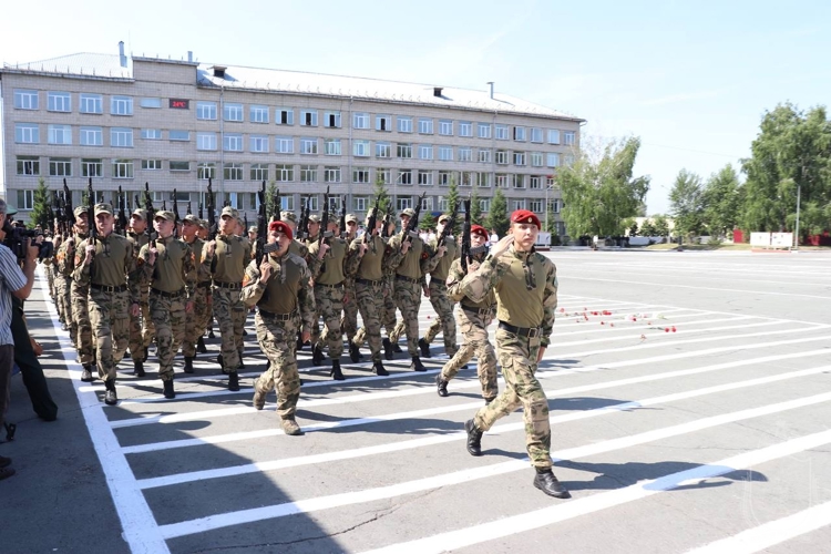 В Новосибирском военном институте состоялся выпуск нового поколения российских офицеров Росгвардии