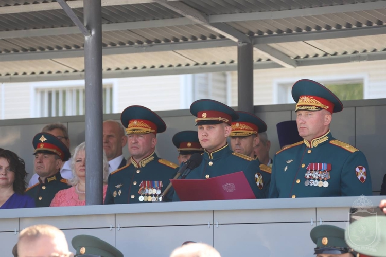 В Новосибирском военном институте состоялся выпуск нового поколения российских офицеров Росгвардии