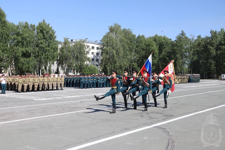 В Новосибирском военном институте состоялся выпуск нового поколения российских офицеров Росгвардии