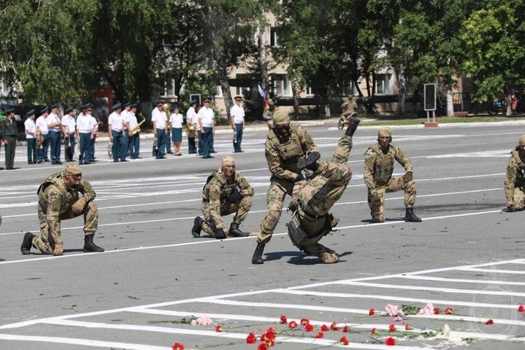 В Новосибирском военном институте состоялся выпуск нового поколения российских офицеров Росгвардии