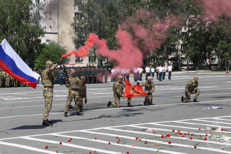 В Новосибирском военном институте состоялся выпуск нового поколения российских офицеров Росгвардии