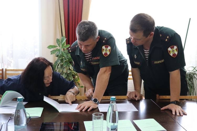 Адъюнктами выпускного курса состоялось представление научного доклада об основных результатах подготовленной научно-квалификационной работы