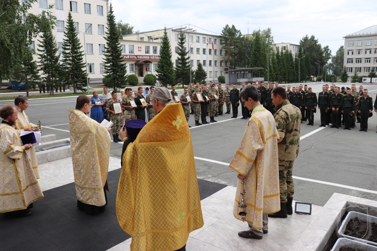 В Новосибирском военном институте прошли мероприятия, посвященные  Дню крещения Руси и Дню памяти равноапостольного князя Владимира
