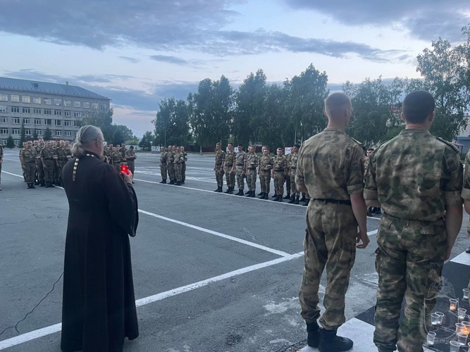 Курсанты военного института приняли участие в акции «Свеча памяти»