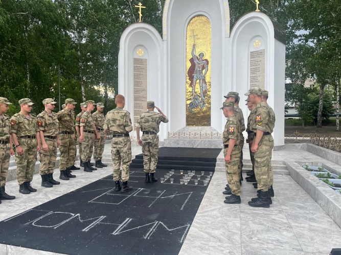 Курсанты военного института приняли участие в акции «Свеча памяти»