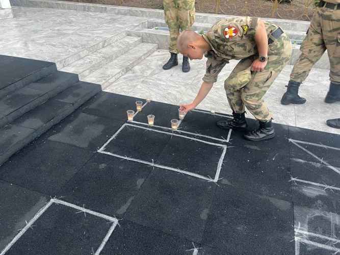 Курсанты военного института приняли участие в акции «Свеча памяти»