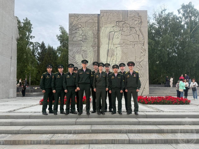 Курсанты военного института приняли участие в акции «Свеча памяти»