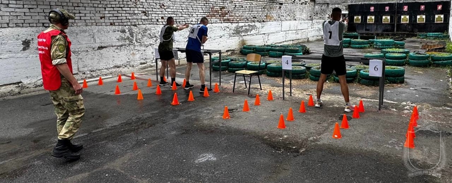 В военном институте прошел чемпионат по служебному биатлону