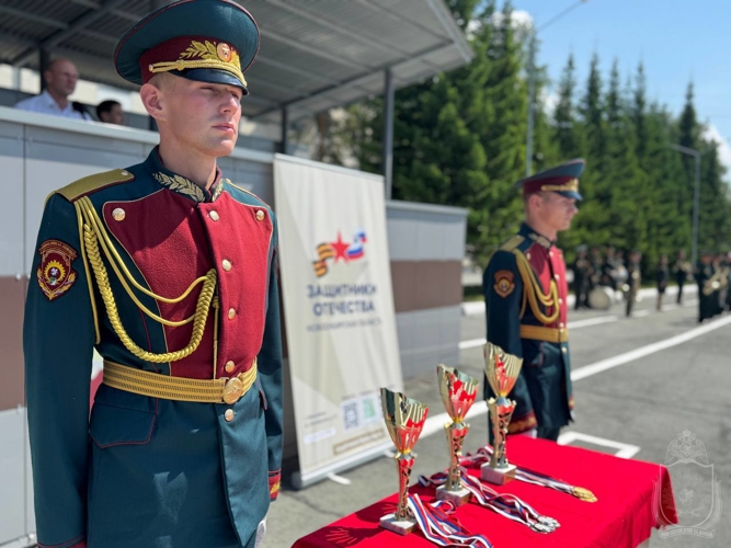 На базе Новосибирского военного института состоялась первая «Семейная зарница»
