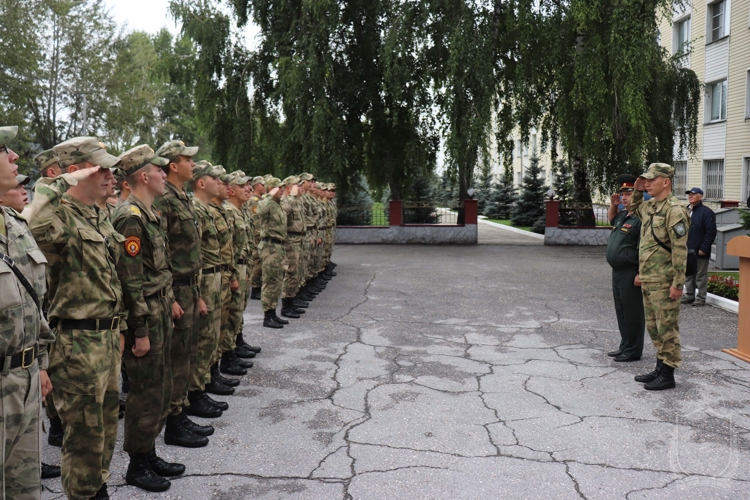 В Новосибирском военном институте проведены мероприятия, посвященные 107-й годовщине со дня рождения генерала армии И.К. Яковлева