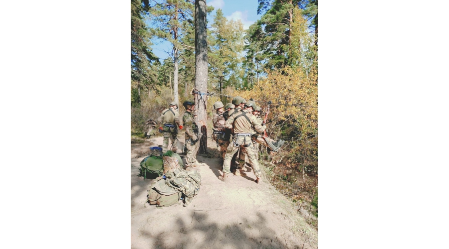 В военном институте проведены занятия по горной подготовке