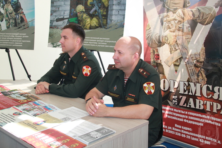 Военный институт принял участие в международном форуме «Технопром-2025»