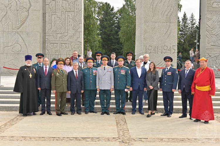 Курсанты 1 курса Новосибирского военного института приняли присягу