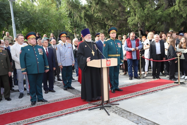 Курсанты 1 курса Новосибирского военного института приняли присягу