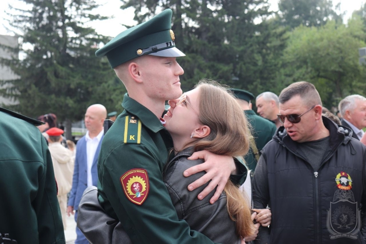 Курсанты 1 курса Новосибирского военного института приняли присягу