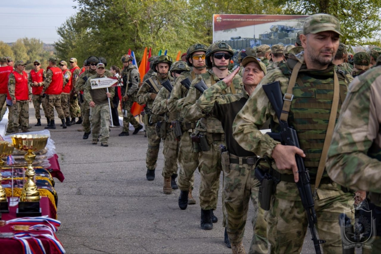Команда Новосибирского военного института заняла призовое место в соревнованиях по пауртлону