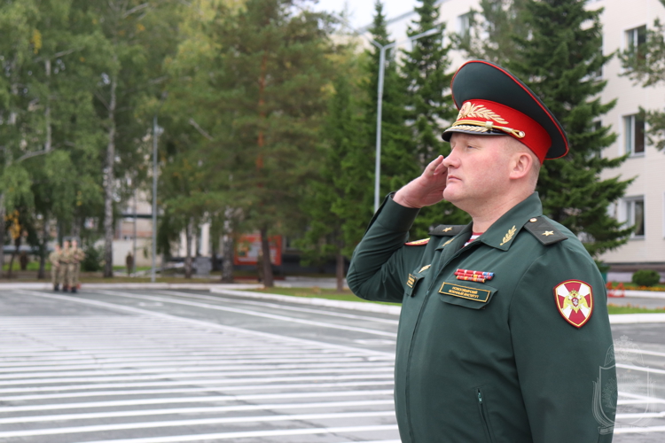 В Новосибирском военном институте отметили День знаний