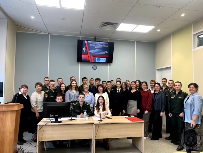 Курсанты военного института приняли участие в межвузовском круглом столе