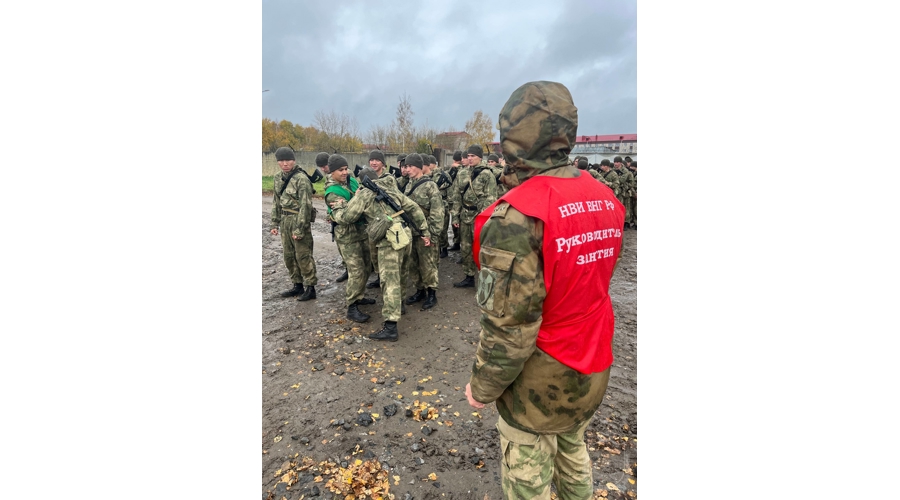 В военном институте прошло первенство среди подразделений по совершению марш-броска 