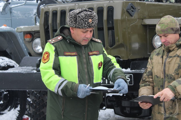В военном институте прошел технический смотр техники 