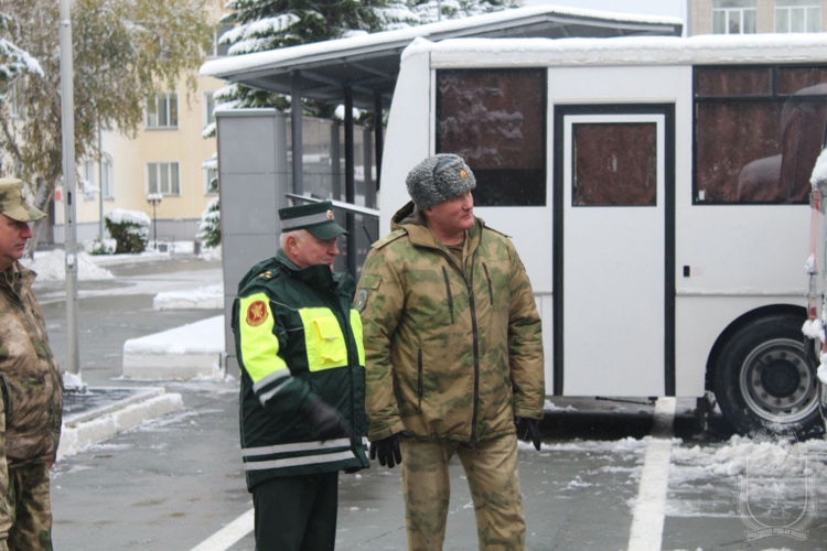В военном институте прошел технический смотр техники 