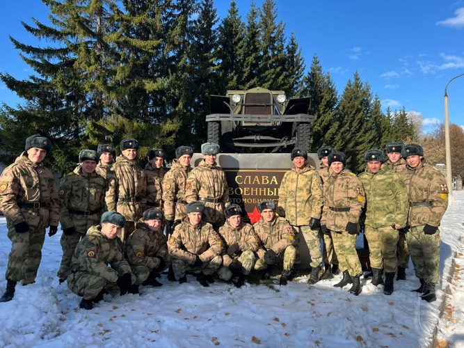Курсанты военного института побывали на экскурсии в рамках полевой практики