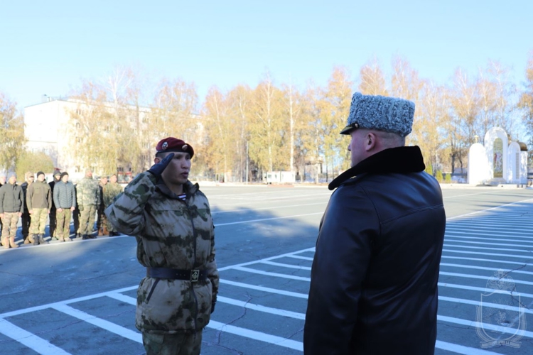Курсанты Новосибирского военного института  провели занятия с представителями общественного движения 